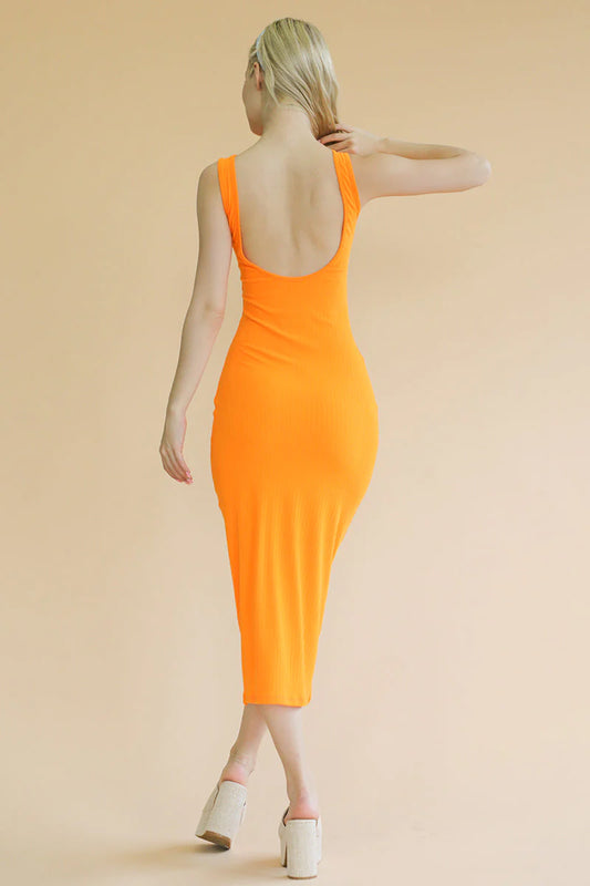 Capella Ribbed Maxi Dress: Stunning Open Back Style